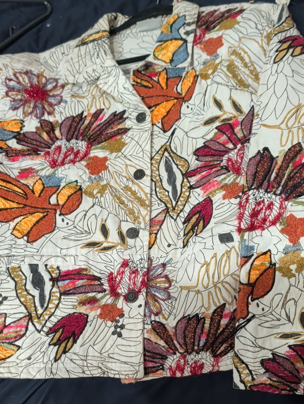 Jacket Embroidered Buttoned Down